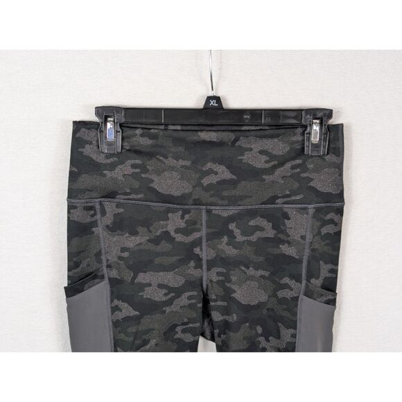 Fabletics PowerHold Camouflage Leggings w/ Pockets Women's Size Medium - Picture 2 of 12